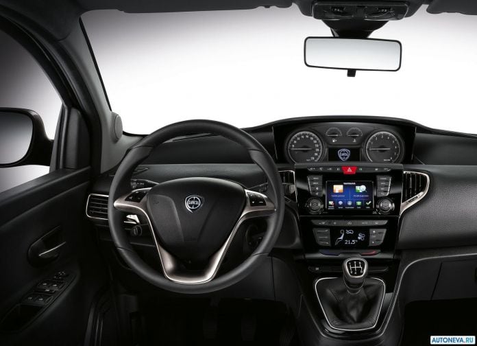 2016 Lancia Ypsilon - фотография 24 из 36