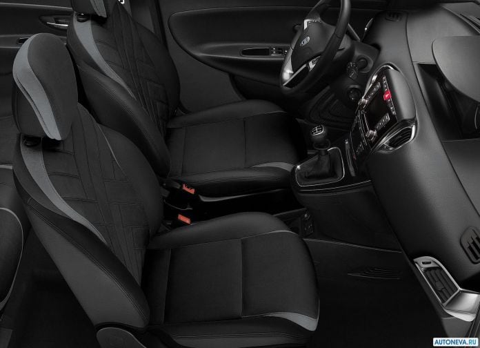 2016 Lancia Ypsilon - фотография 25 из 36