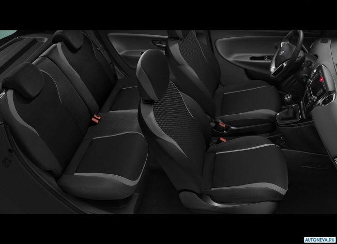 2016 Lancia Ypsilon - фотография 31 из 36