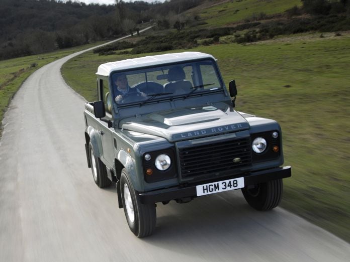 2007 Land Rover Defender Pickup 2d - фотография 3 из 7