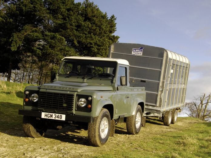 2007 Land Rover Defender Pickup 2d - фотография 6 из 7