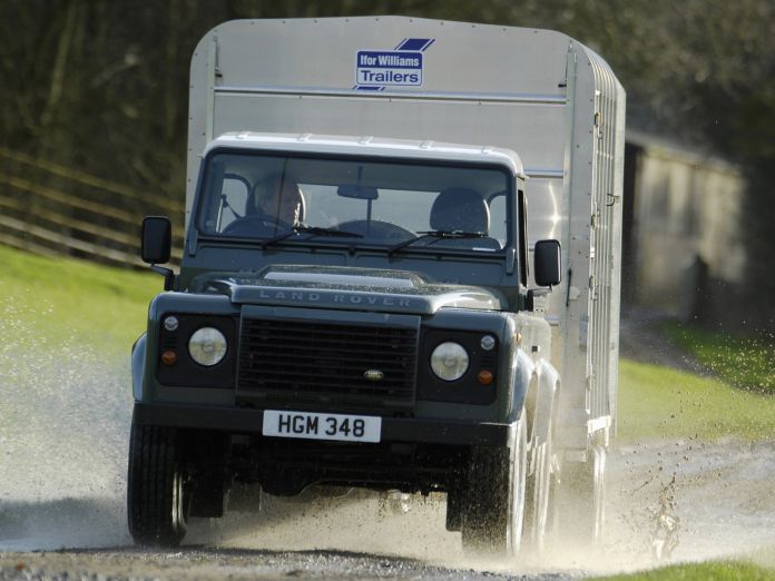 2007 Land Rover Defender Pickup 2d - фотография 7 из 7
