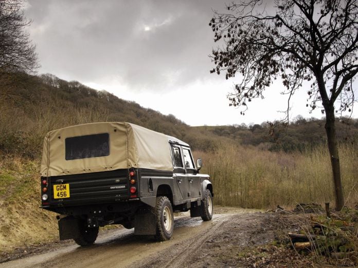 2007 Land Rover Defender Pickup 4d - фотография 5 из 6