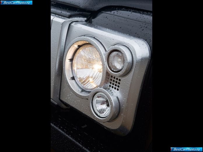 2008 Land Rover Defender Svx - фотография 29 из 31