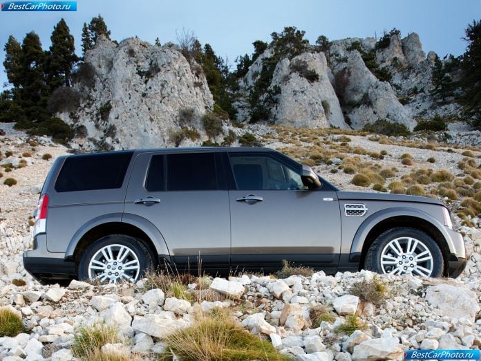 2010 Land Rover Discovery 4 - фотография 11 из 44