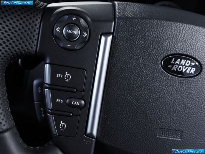 2010 Land Rover Discovery 4 - фотография 18 из 44