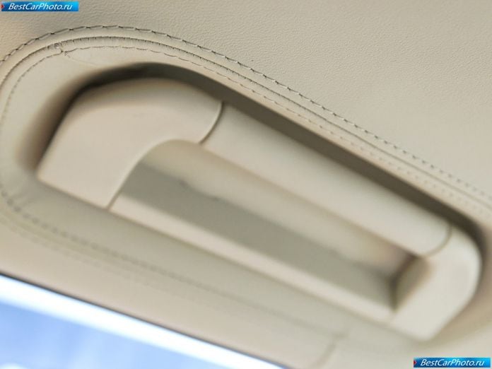 2010 Land Rover Range Rover - фотография 23 из 40
