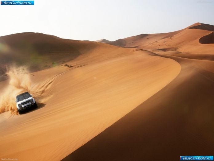 2011 Land Rover Dc100 Concept - фотография 18 из 47