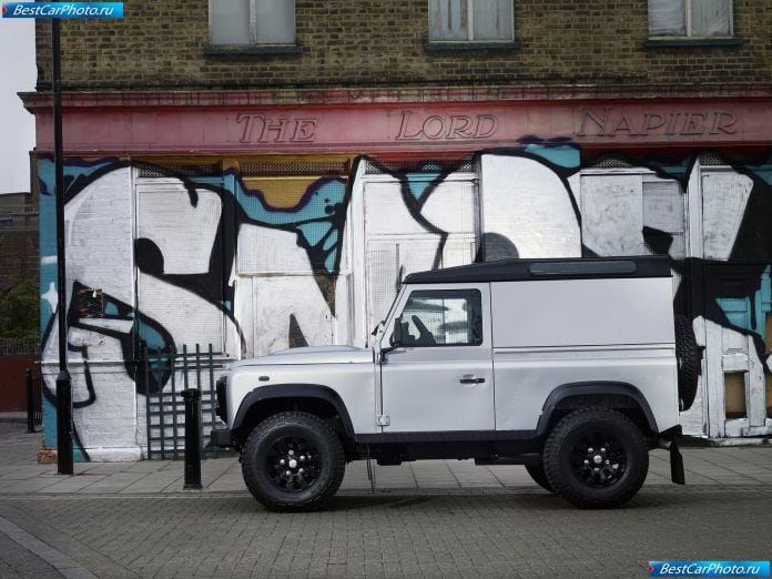 2011 Land Rover Defender X-tech - фотография 5 из 18