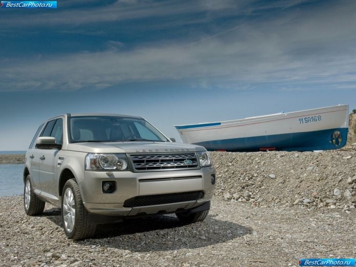 2011 Land Rover Freelander 2 - фотография 7 из 56