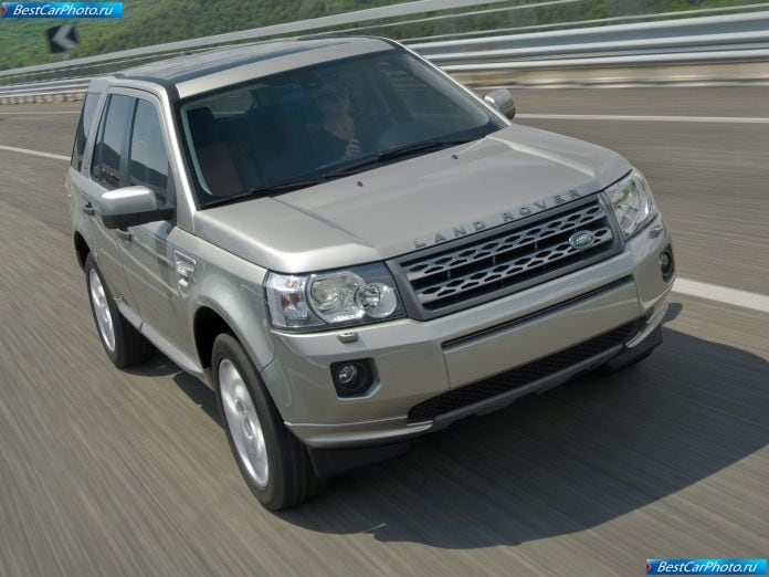 2011 Land Rover Freelander 2 - фотография 8 из 56