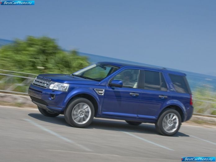 2011 Land Rover Freelander 2 - фотография 14 из 56
