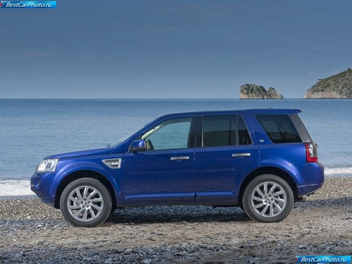 2011 Land Rover Freelander 2 - фотография 16 из 56