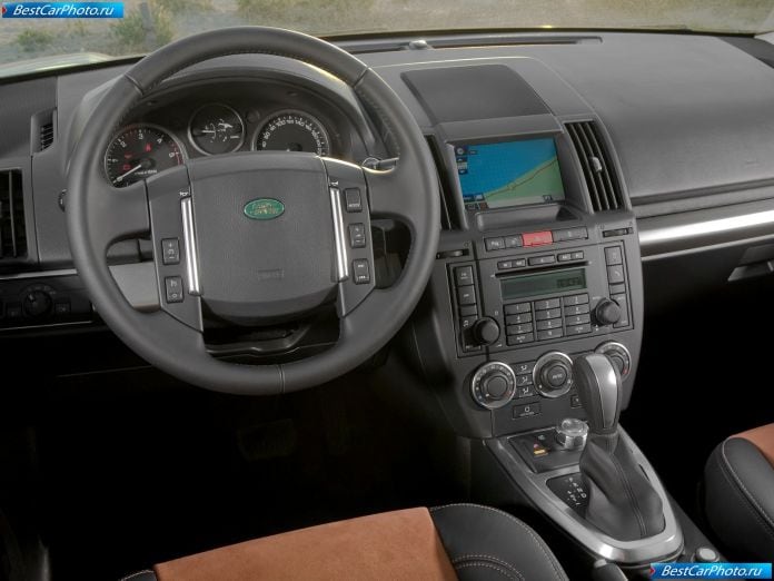 2011 Land Rover Freelander 2 - фотография 34 из 56