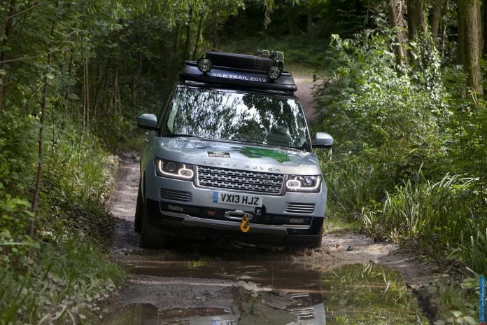 2013 Land Rover Range Rover Hybrid - фотография 10 из 11