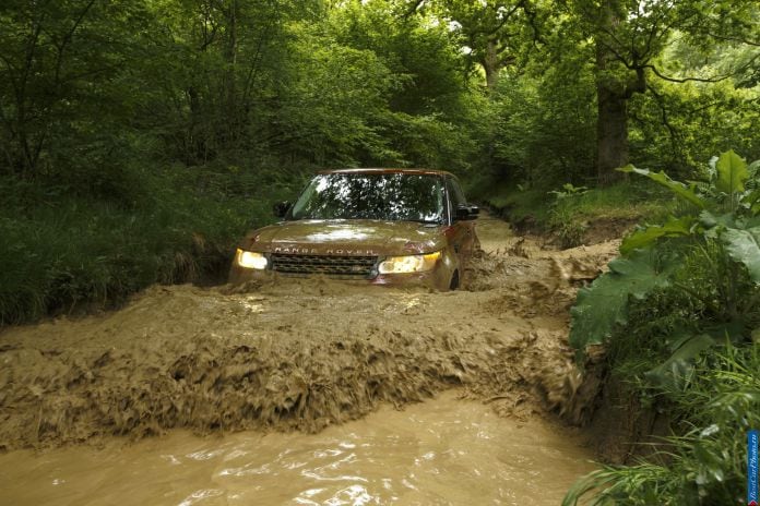 2014 Land Rover Range Rover Sport - фотография 60 из 157