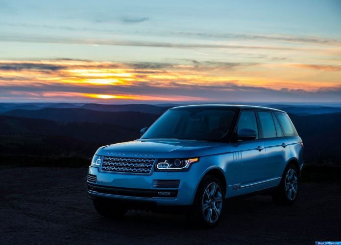 2015 Land Rover Range Rover Hybrid - фотография 2 из 21