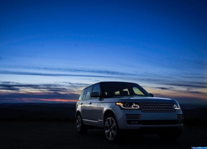 2015 Land Rover Range Rover Hybrid - фотография 4 из 21
