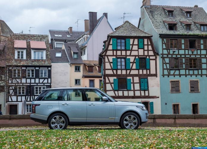 2015 Land Rover Range Rover Hybrid - фотография 11 из 21