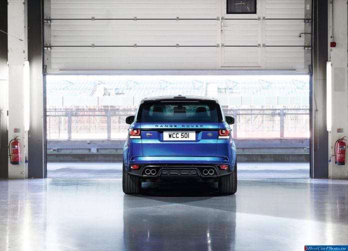 2015 Land Rover Range Rover Sport SVR - фотография 21 из 39