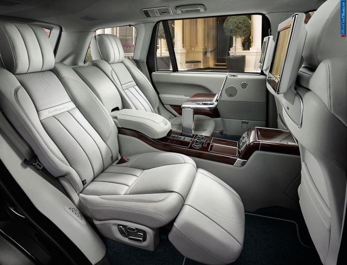 2015 Land Rover Range Rover SVautobiography - фотография 12 из 21