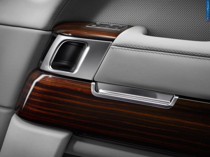 2015 Land Rover Range Rover SVautobiography - фотография 15 из 21