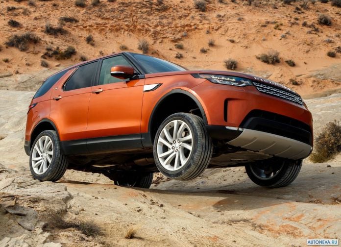 2017 Land Rover Discovery - фотография 18 из 255