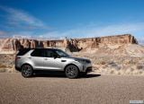 land_rover_2017_discovery_035.jpg