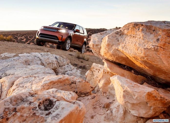 2017 Land Rover Discovery - фотография 41 из 255