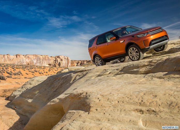 2017 Land Rover Discovery - фотография 44 из 255