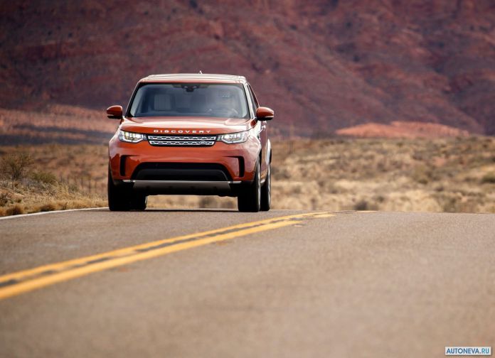 2017 Land Rover Discovery - фотография 79 из 255