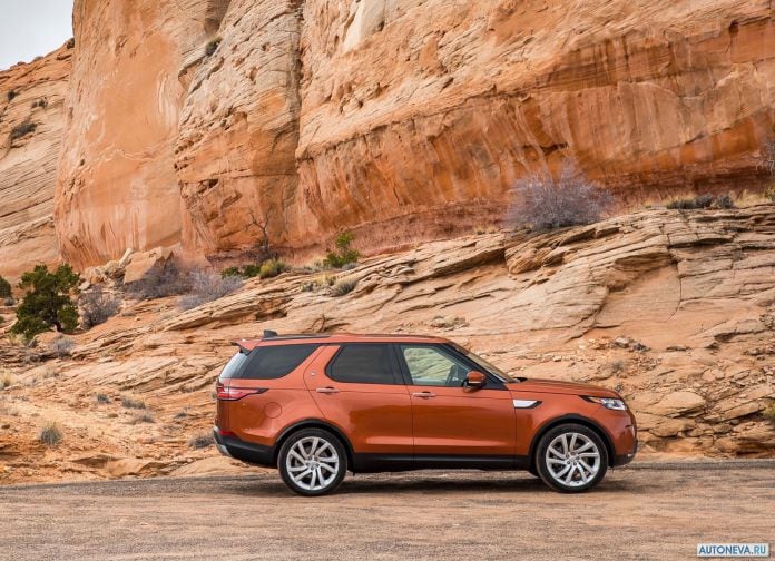 2017 Land Rover Discovery - фотография 104 из 255
