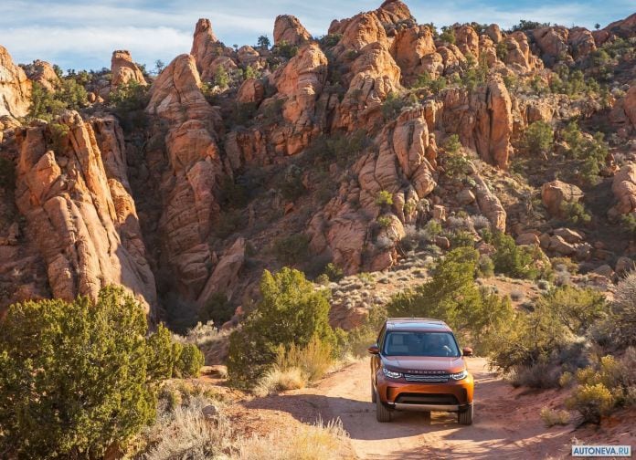 2017 Land Rover Discovery - фотография 161 из 255