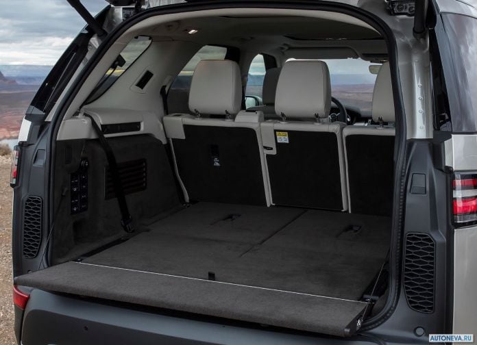 2017 Land Rover Discovery SD4 - фотография 150 из 164