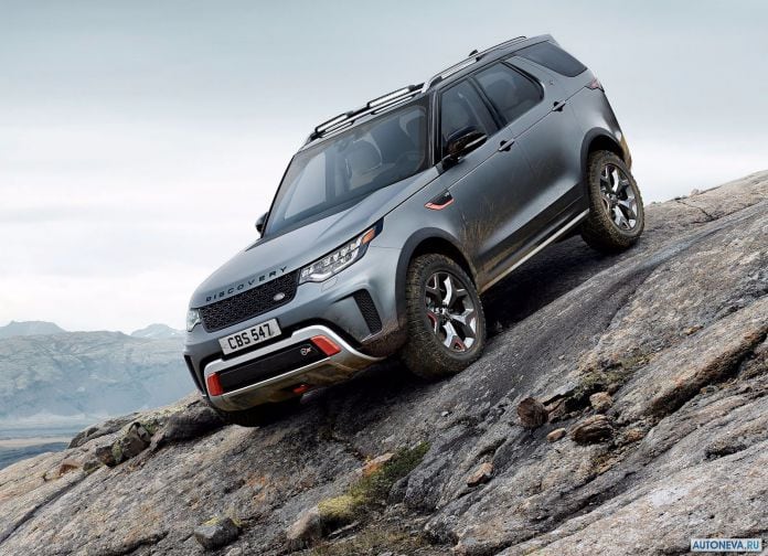 2018 Land Rover Discovery SVX - фотография 1 из 18