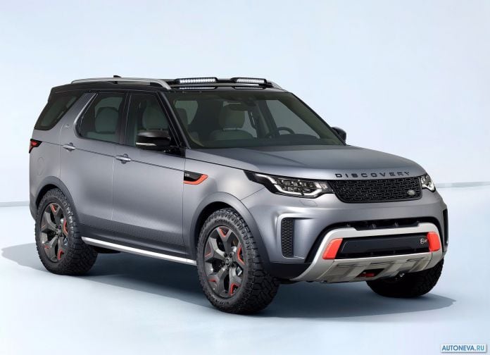 2018 Land Rover Discovery SVX - фотография 3 из 18