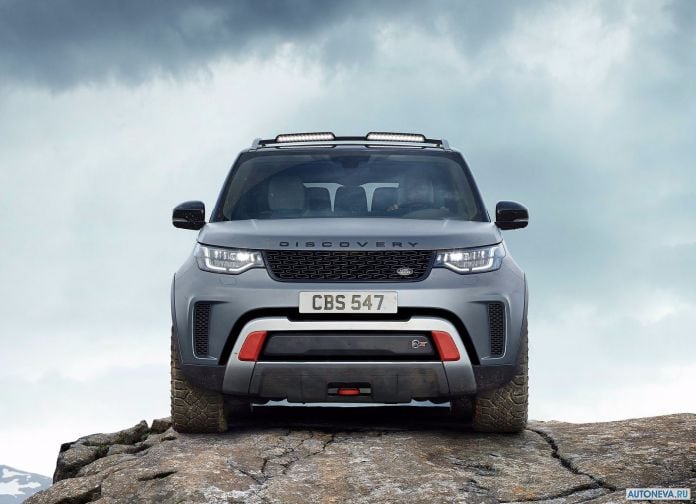 2018 Land Rover Discovery SVX - фотография 6 из 18