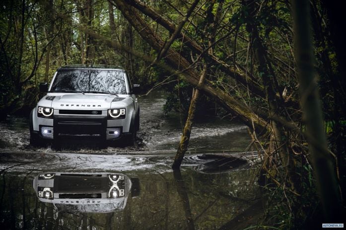 2020 Land Rover Defender 110 Country Pack First Edition - фотография 4 из 18