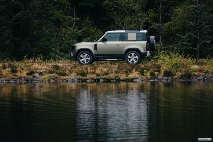 2020 Land Rover Defender 90 D240 SE Adventure Pack - фотография 8 из 12