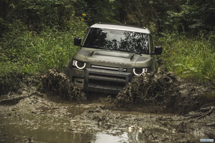 2020 Land Rover Defender 90 D240 SE Explorer Pack - фотография 4 из 28