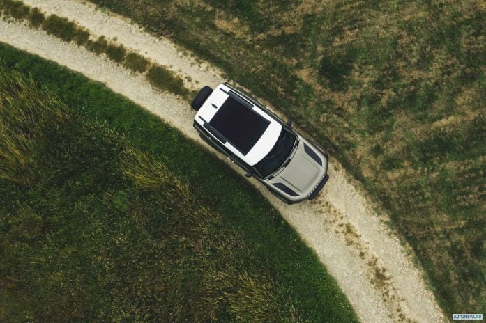 2020 Land Rover Defender 90 D240 SE Explorer Pack - фотография 25 из 28