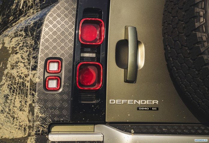 2020 Land Rover Defender 90 D240 SE Explorer Pack - фотография 27 из 28 2020 Land Rover Defender 90 D240 SE Explorer Pack - фотография 27 из 28