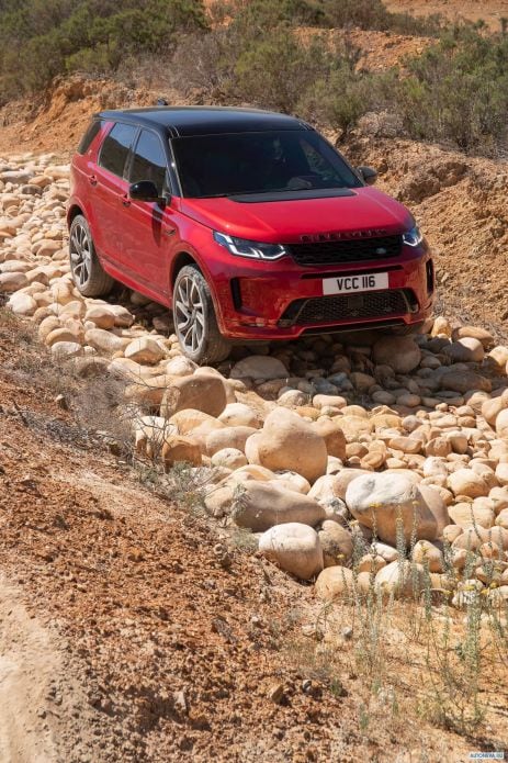 2020 Land Rover Discovery Sport D180 HSE R-Dynamic - фотография 14 из 40 2020 Land Rover Discovery Sport D180 HSE R-Dynamic - фотография 14 из 40