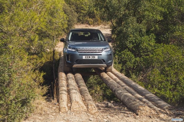 2020 Land Rover Discovery Sport P250 S - фотография 1 из 40