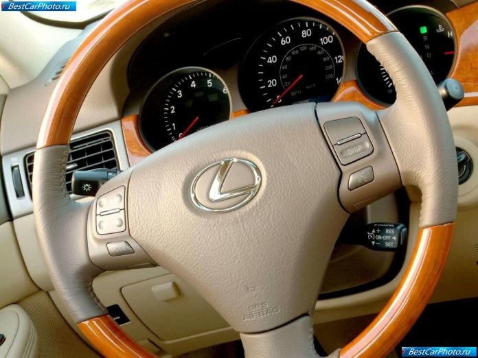 2005 Lexus Es330 - фотография 19 из 25 2005 Lexus Es330 - фотография 19 из 25