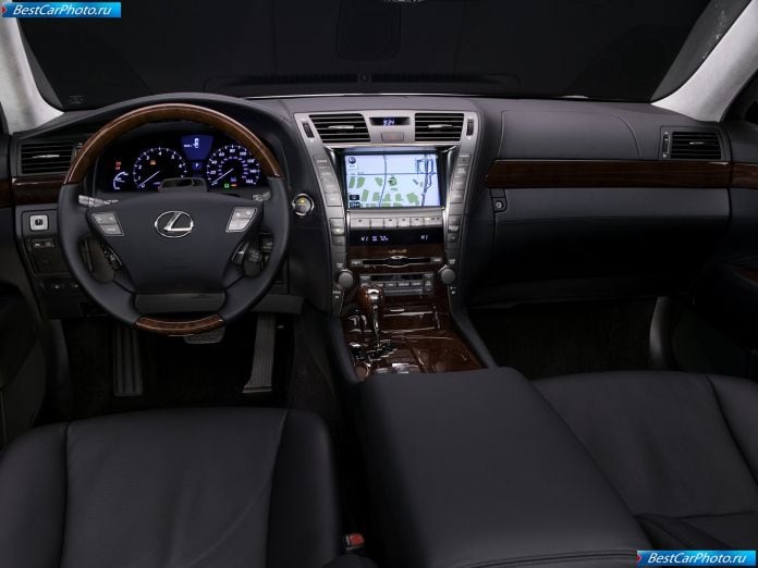 2009 Lexus Ls 600h L - фотография 33 из 70