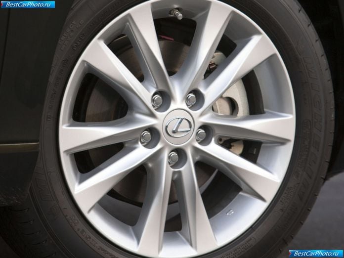 2010 Lexus Es 350 - фотография 23 из 30