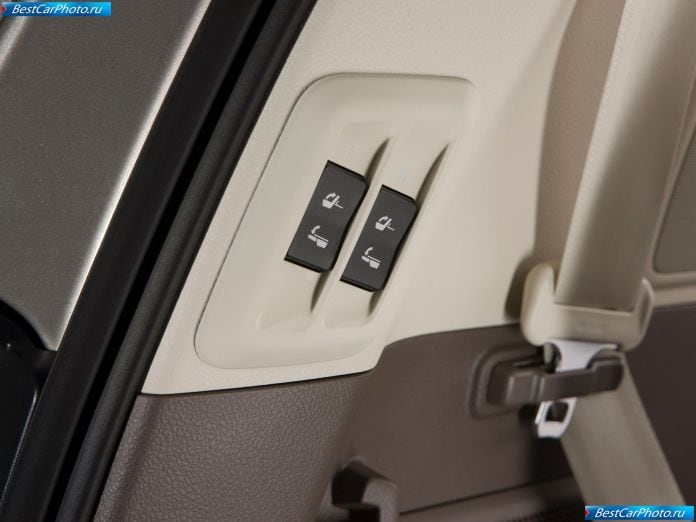 2010 Lexus Gx 460 - фотография 24 из 76