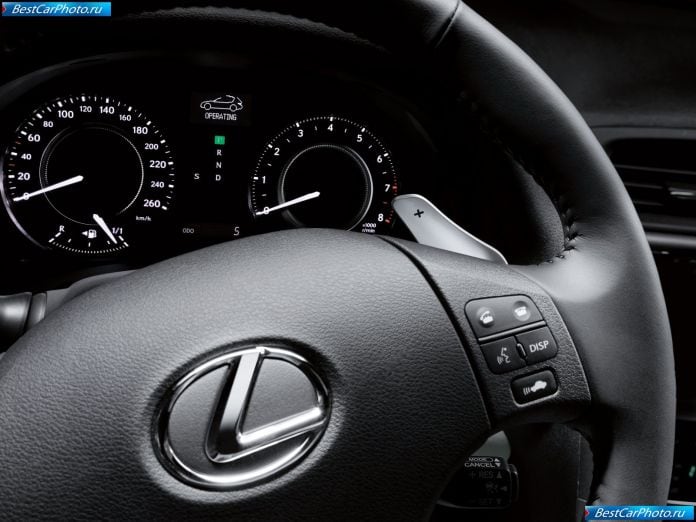 2010 Lexus Is250c - фотография 33 из 48 2010 Lexus Is250c - фотография 33 из 48