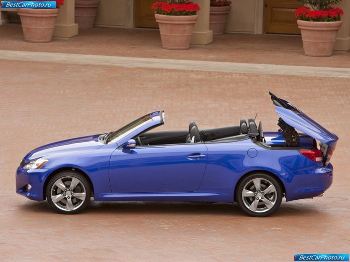 2010 Lexus Is Convertible - фотография 42 из 93